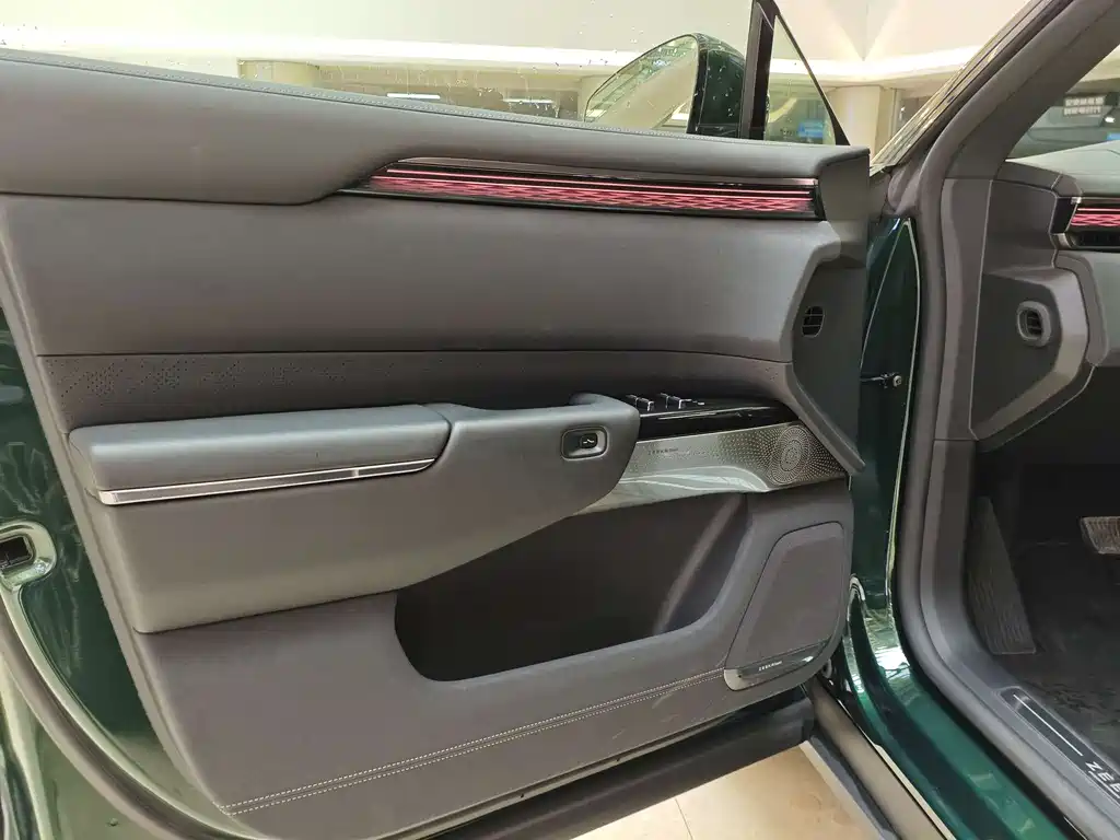 Zeekr 7X 2025 100kWh Smart Drive