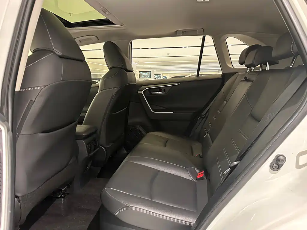 TOYOTA RAV4 RONGFANG