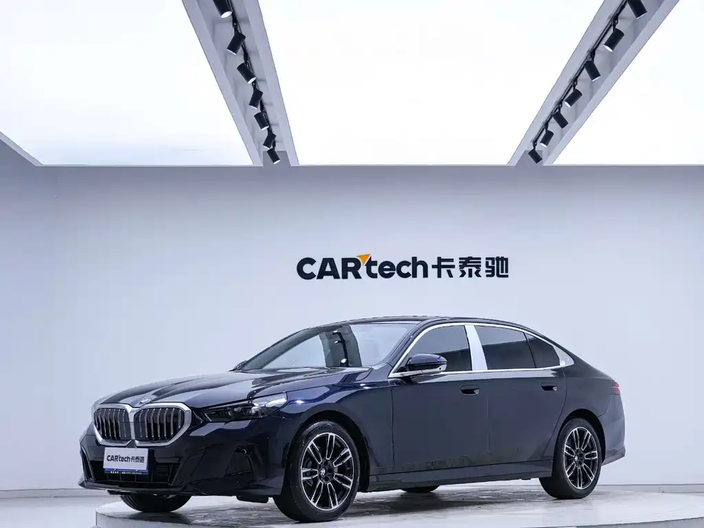 BMW 5 Series 2026