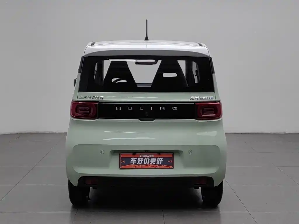 Wuling MINIEV — миниатюра 4