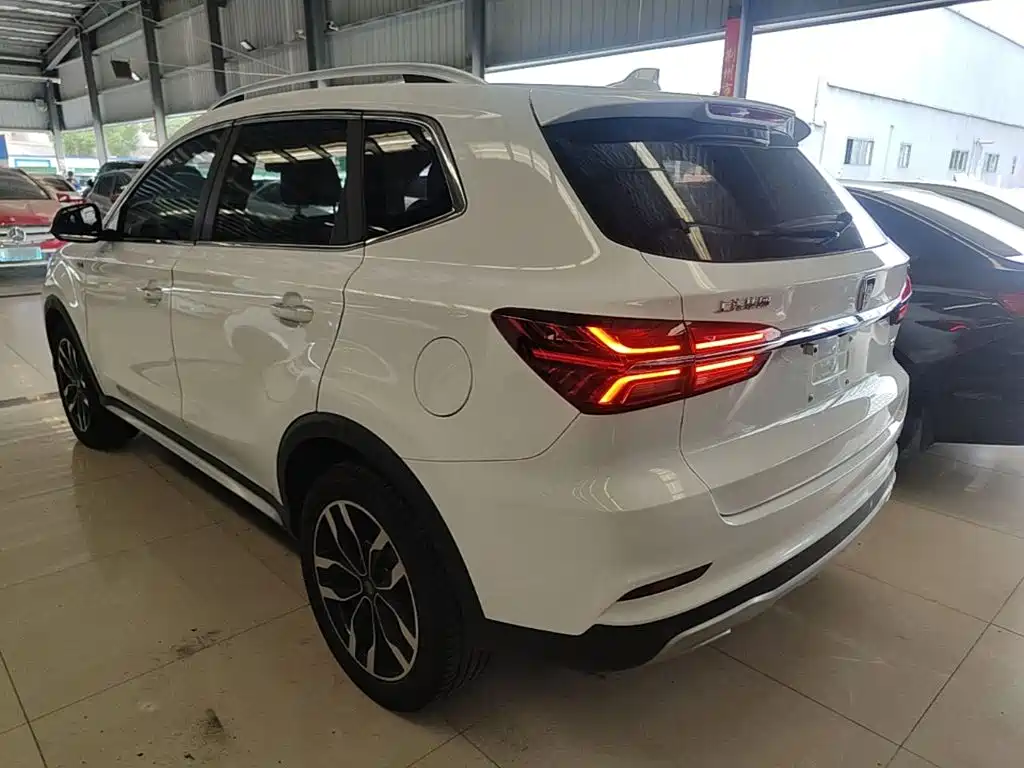 Roewe RX5 — миниатюра 5