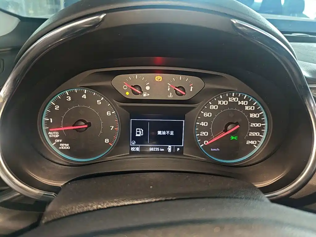 Chevrolet Malibu XL — миниатюра 12