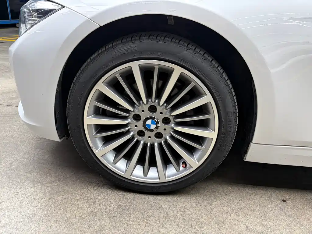 BMW 3 Series — миниатюра 15