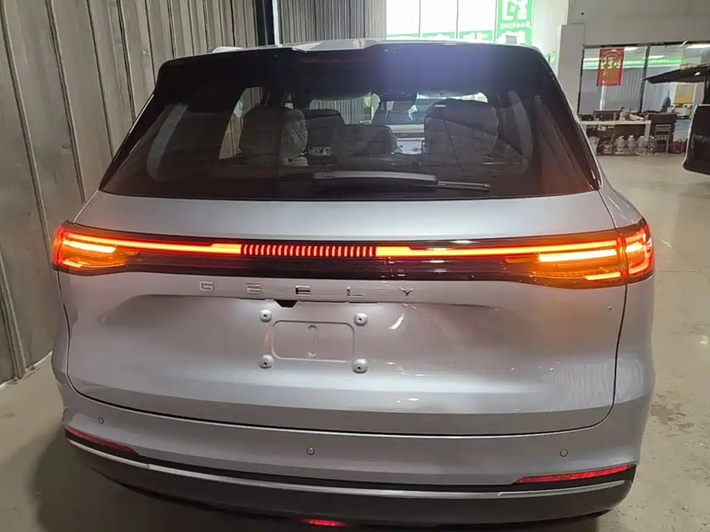 Geely Galaxy Galaxy 7 7 2025 120km +