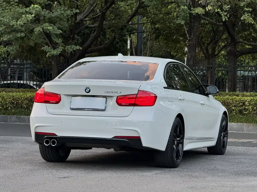 BMW 3 Series — миниатюра 7
