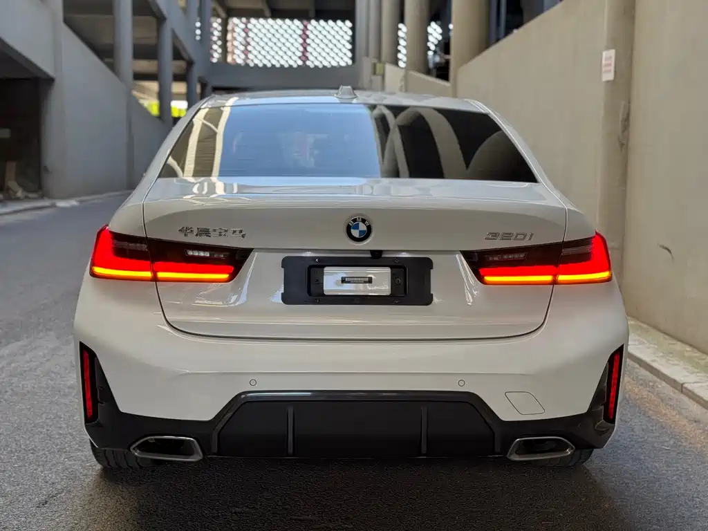 BMW 3 Series — миниатюра 5