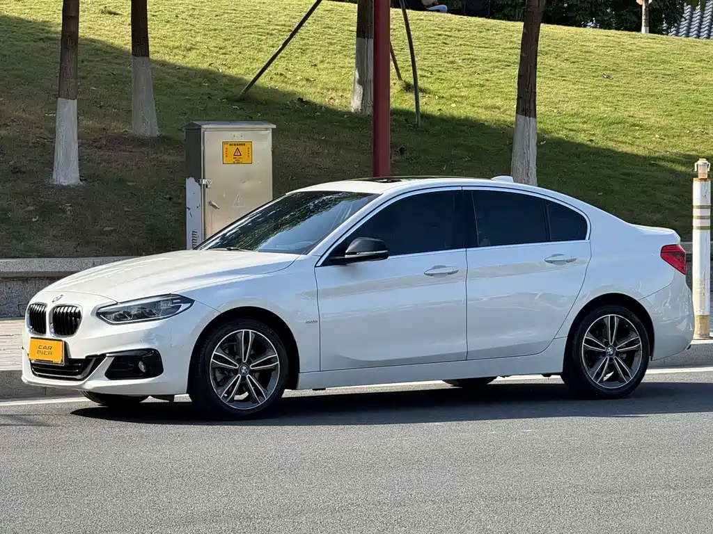 BMW 1 Series 2019