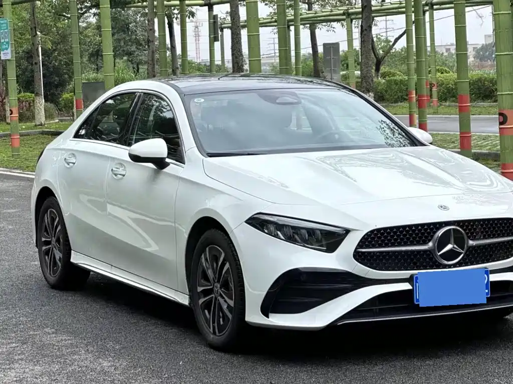 MERCEDES-BENZ A CLASS