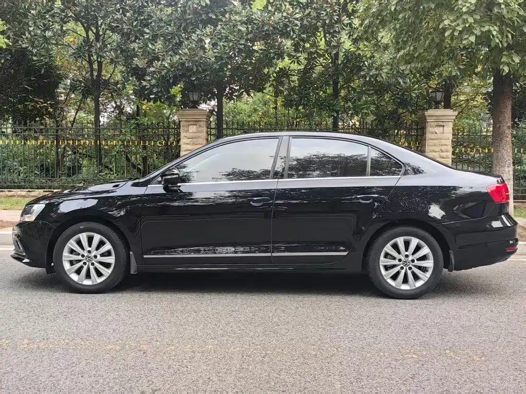 Volkswagen Sagitar — миниатюра 8