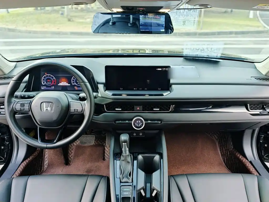 Honda Inspire — миниатюра 8