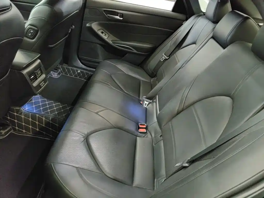 Toyota Avalon — миниатюра 17