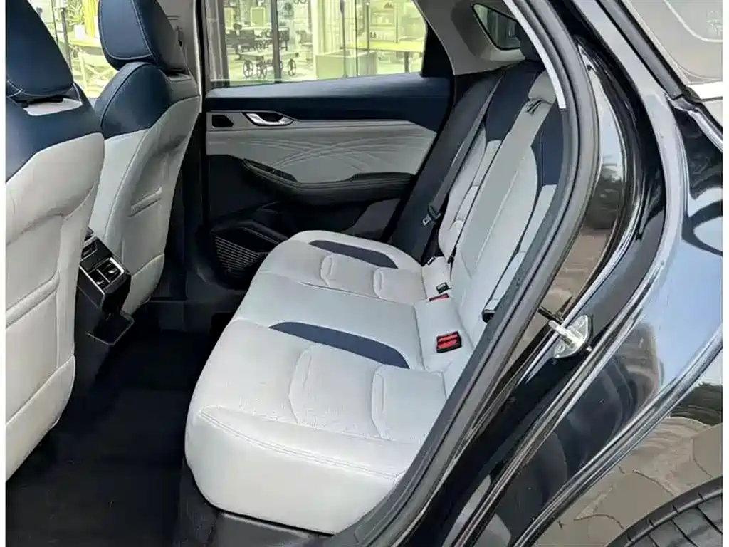 Geely Preface 2021 2.0TD Elite