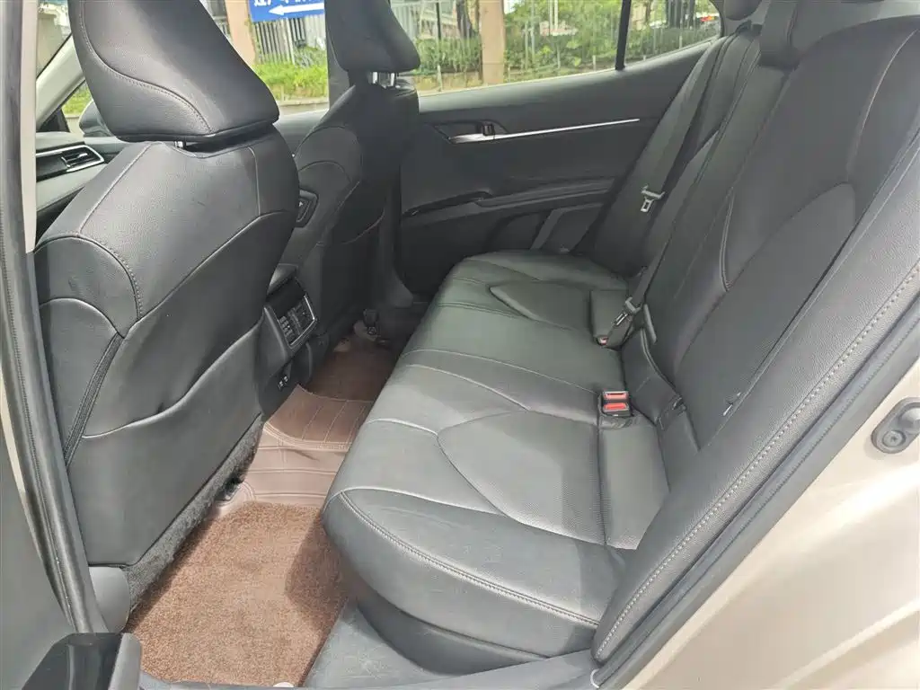 Toyota Camry 2021 2.5HG Luxury