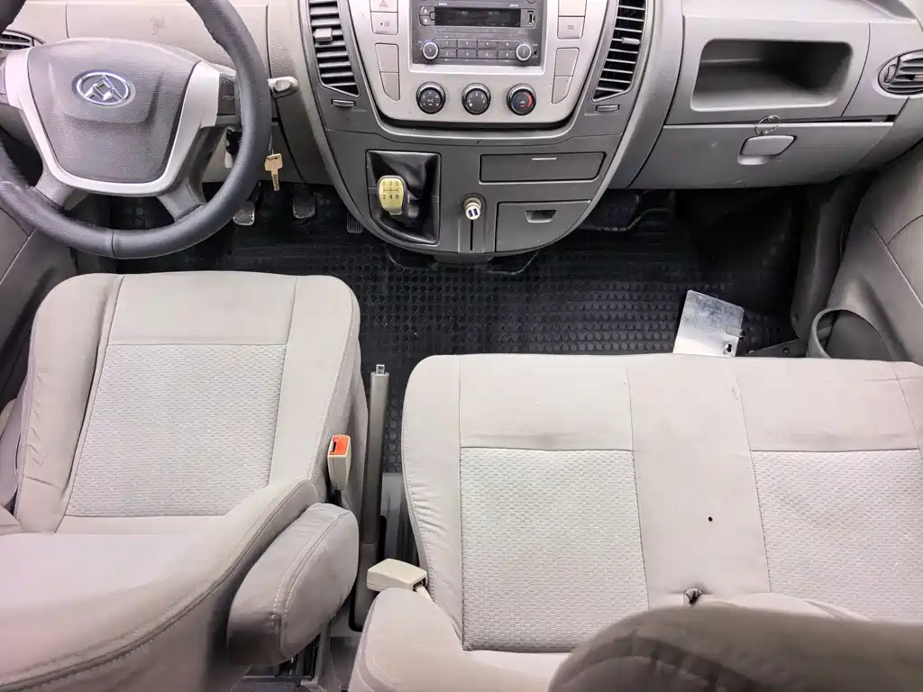 MAXUS V80 — миниатюра 14