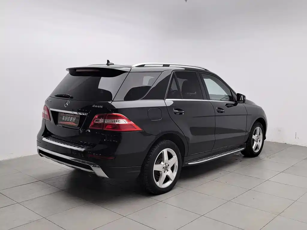 Mercedes-Benz M-Class — миниатюра 2
