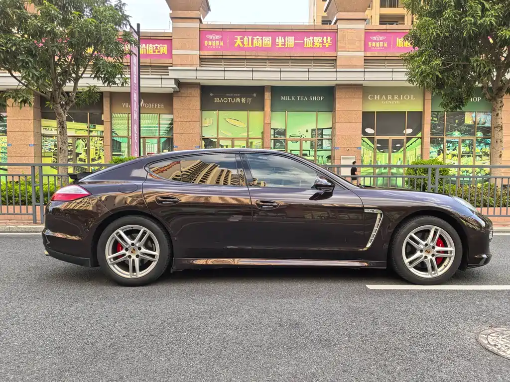 Porsche Panamera 2014 Panamera 4 3.0T
