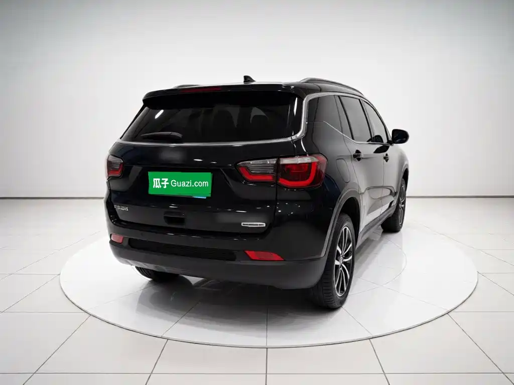 Jeep Compass — миниатюра 3