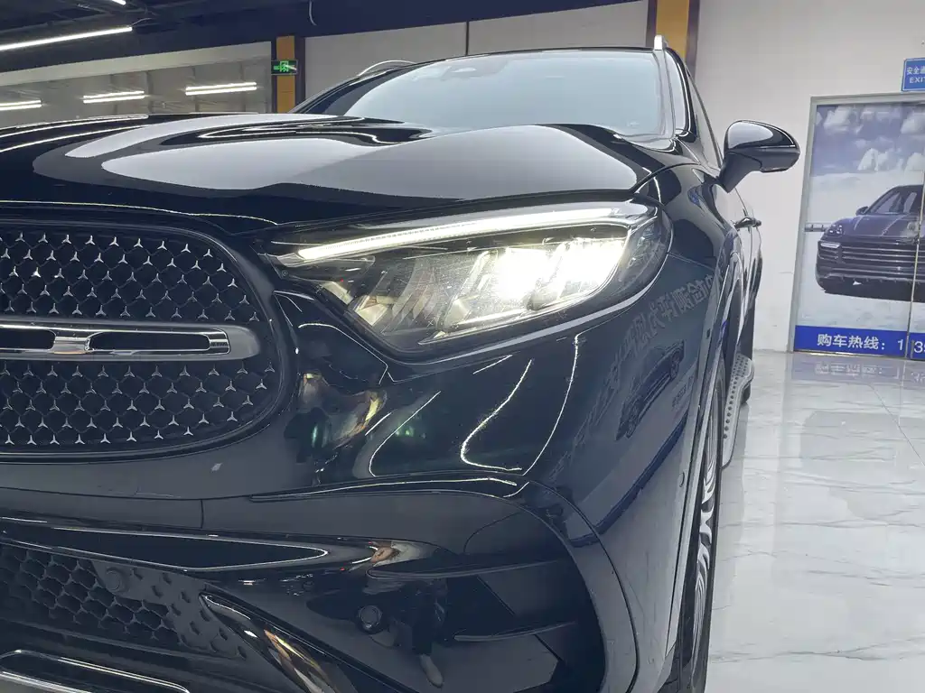 Mercedes-Benz GLC 2023 GLC 300 L 4MATIC 7 мест