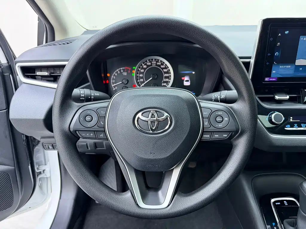 Toyota Corolla — миниатюра 11