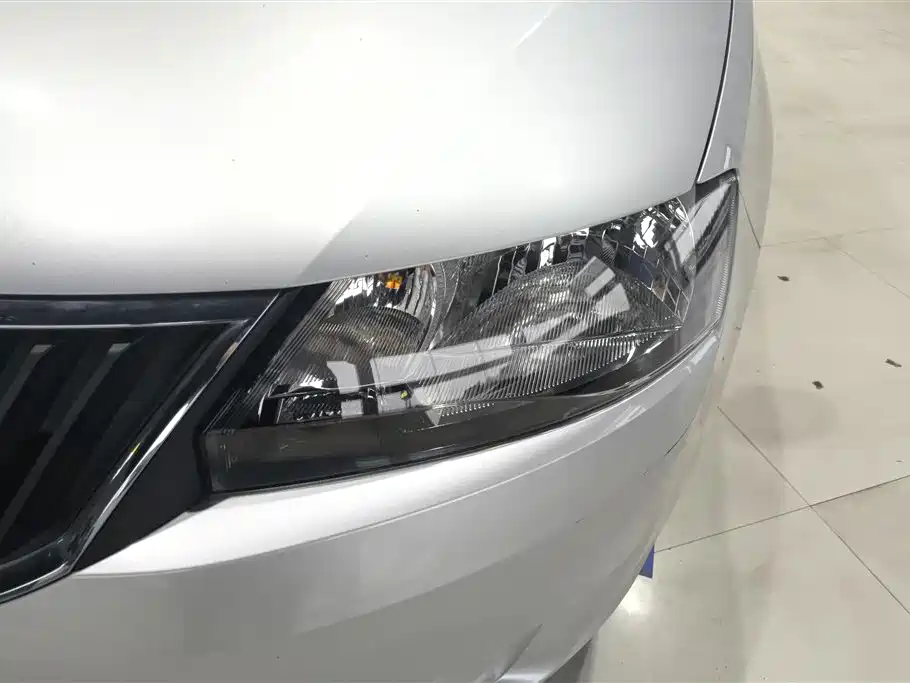 Skoda Rapid 2015 1.4L MT
