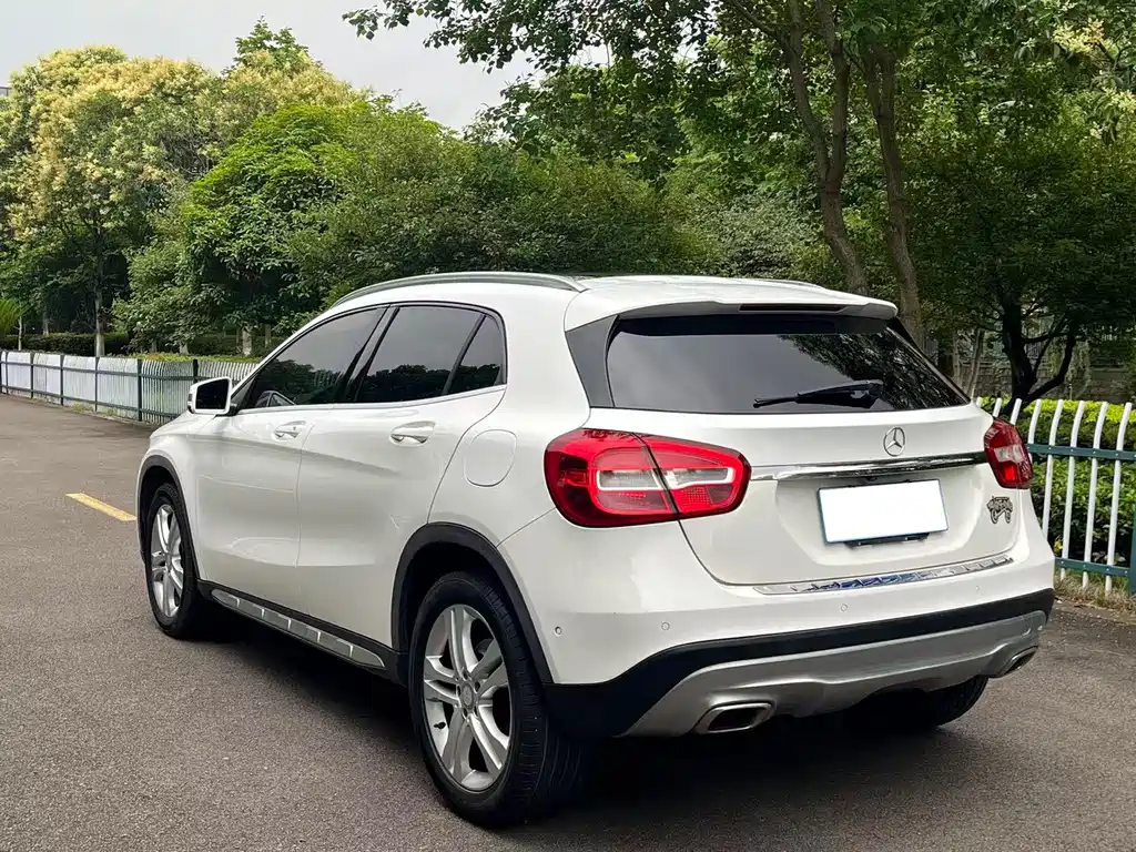 Mercedes-Benz GLA 2015 GLA 200