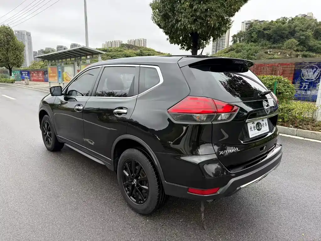 Nissan X-Trail — миниатюра 12