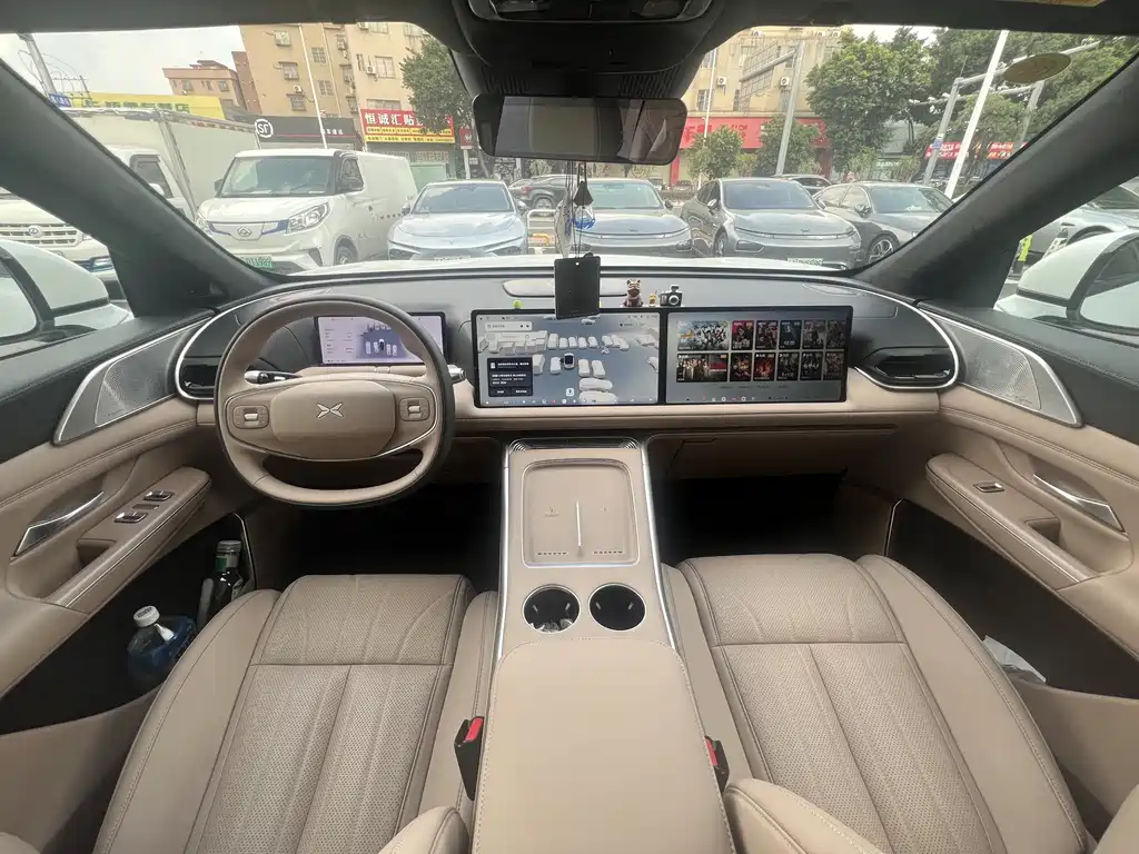XPeng G9 — миниатюра 10