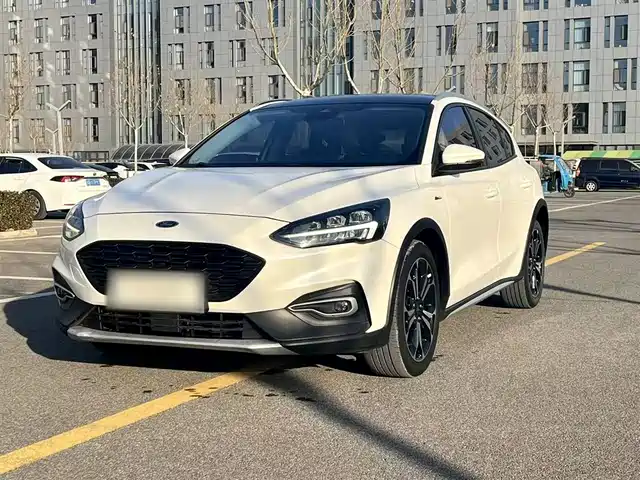 FORD FOX ACTIVE