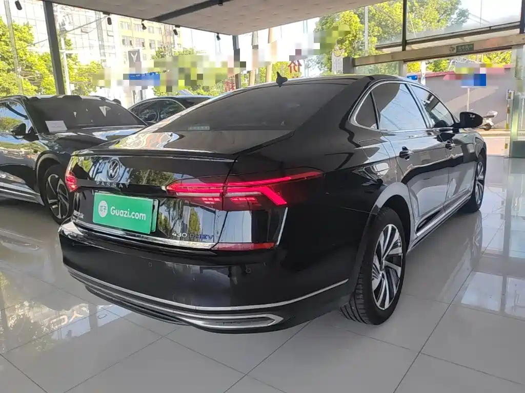Volkswagen 帕萨特插电混动 — миниатюра 7