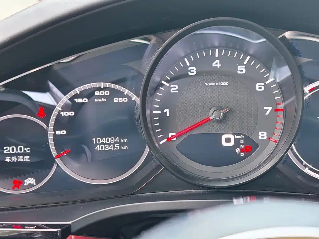 Porsche Cayenne — миниатюра 14