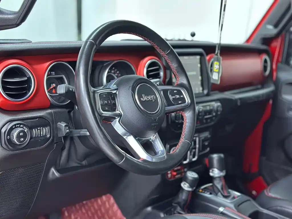 Jeep Wrangler — миниатюра 5