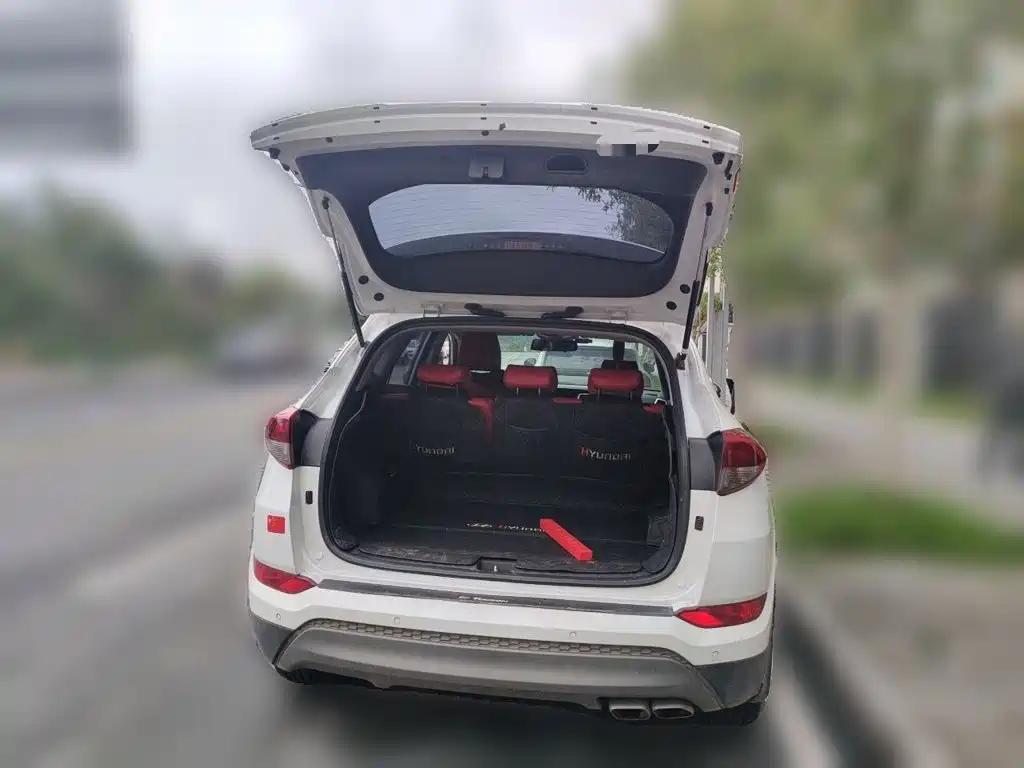 Hyundai Tucson — миниатюра 15