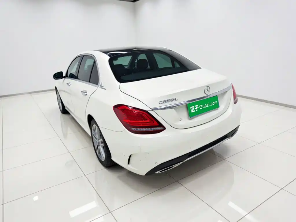 Mercedes-Benz C-Class — миниатюра 25