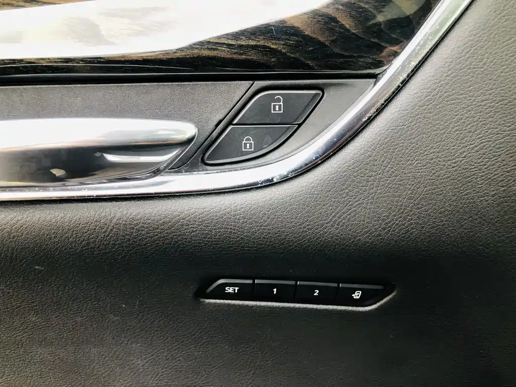 Cadillac XT6 — миниатюра 17