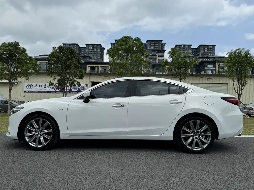 Mazda Atenza - фото 9