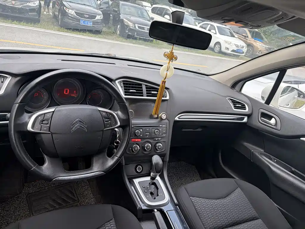 Citroen C4L 2014 1.8L AT