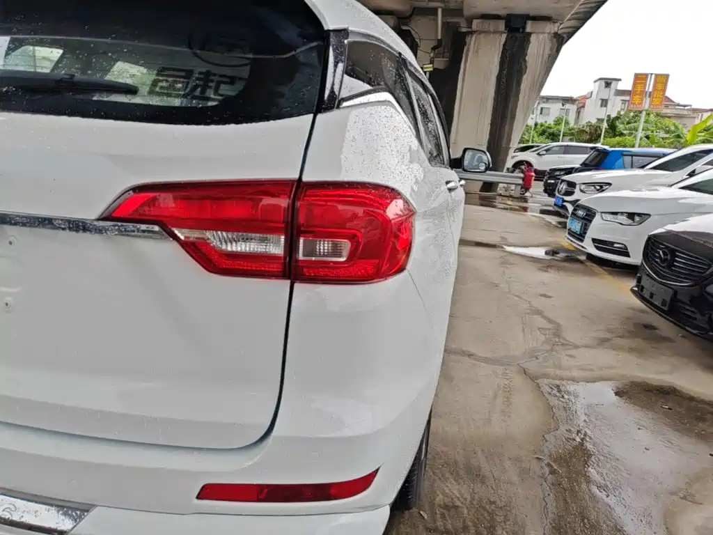 Haval M6 — миниатюра 8