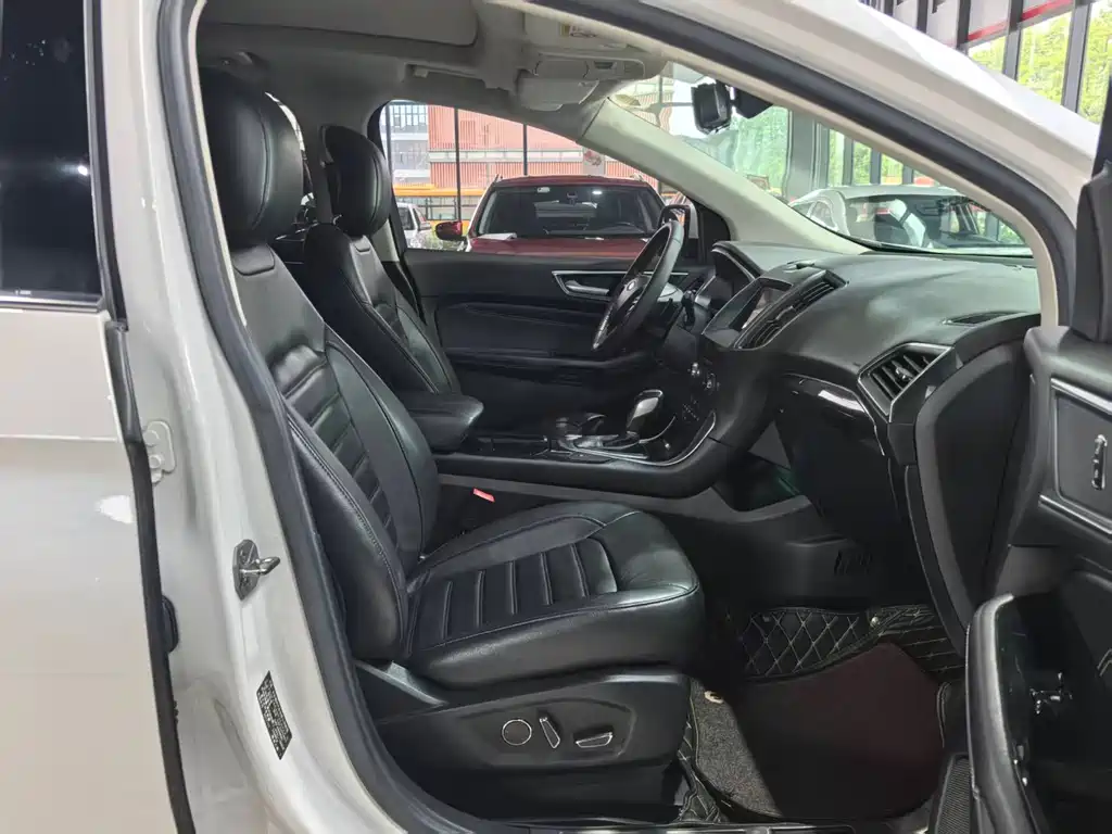 Ford Edge 2018 EcoBoost 245 7 мест V