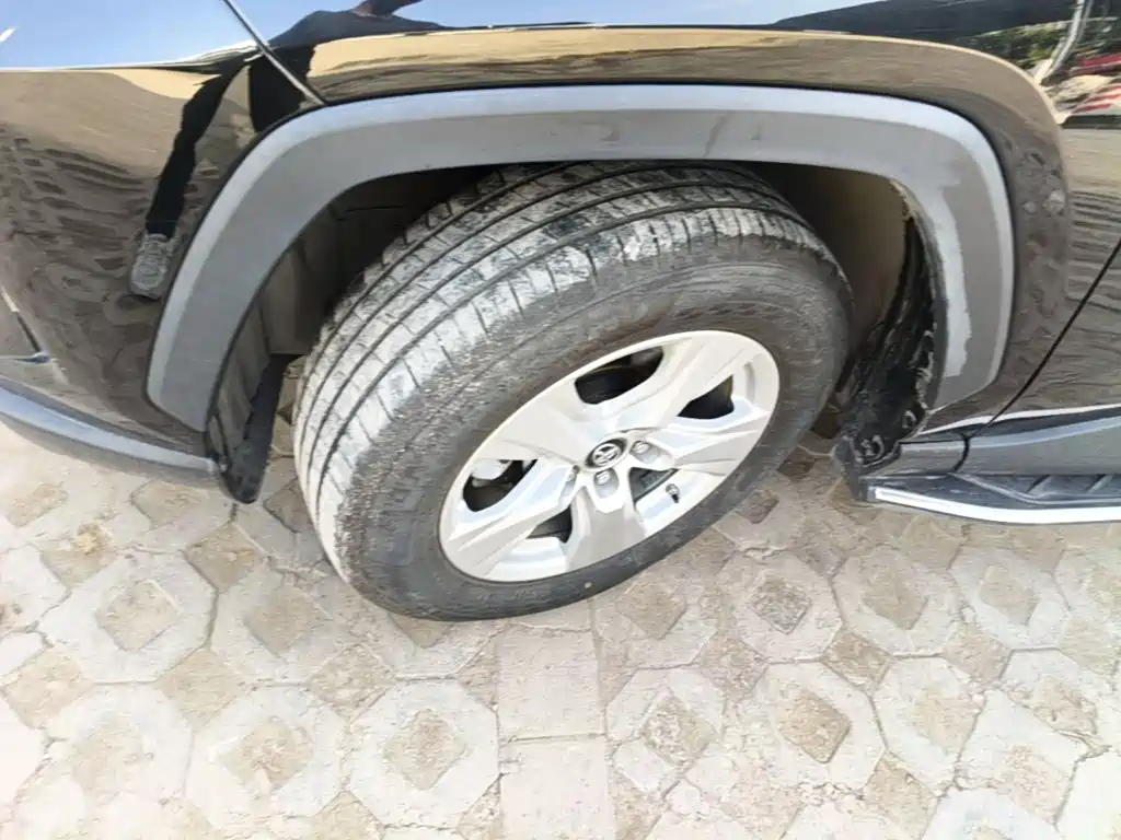 Toyota RAV4 — миниатюра 23