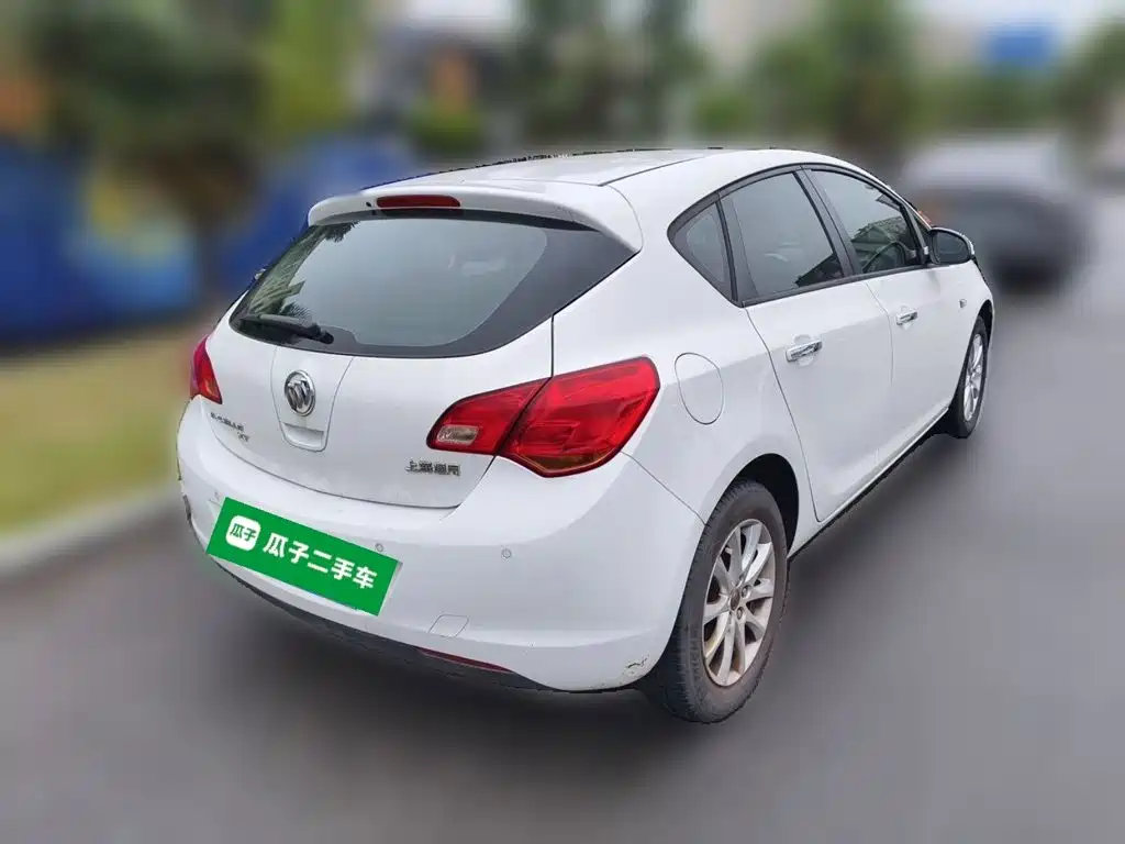 Buick Excelle — миниатюра 4