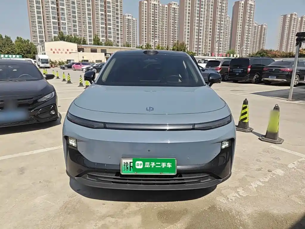 Leapmotor Leapmotor B10 — миниатюра 3