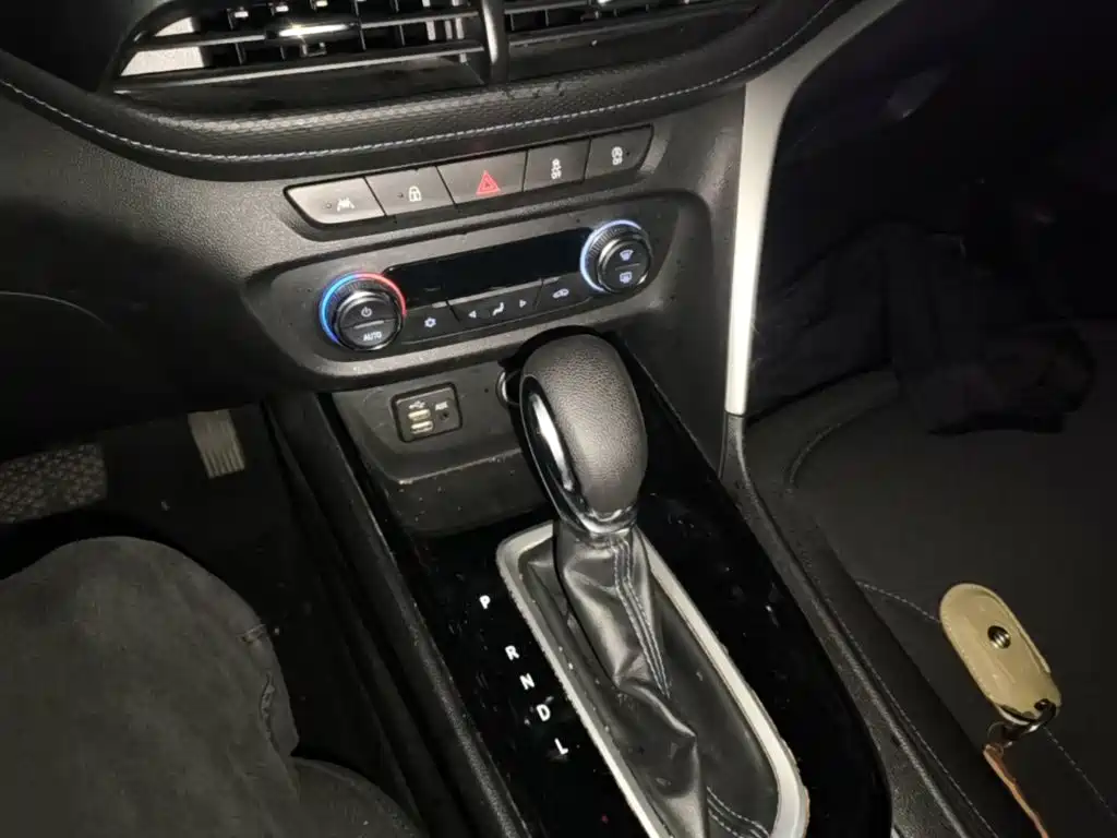Buick Encore — миниатюра 14