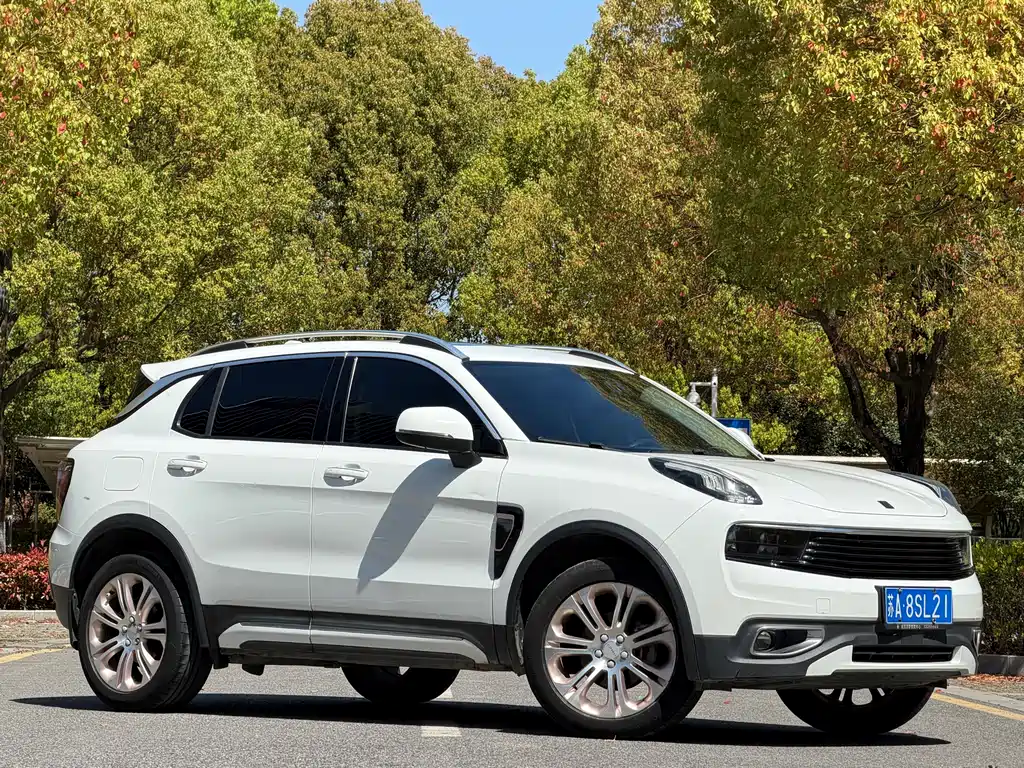 Lynk & Co 01 2017 2.0T Pro
