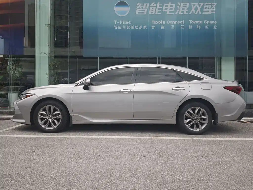 Toyota Avalon 2021 2.5L Luxury