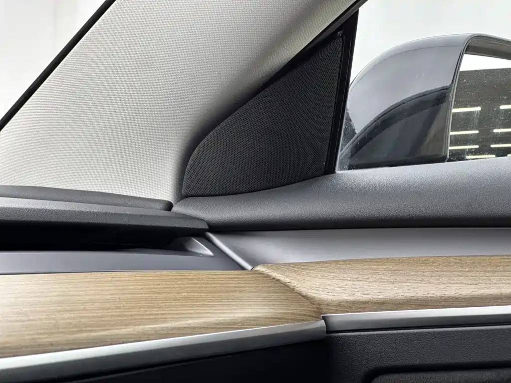 Tesla Model 3 — фотографии объявления, Фото 15