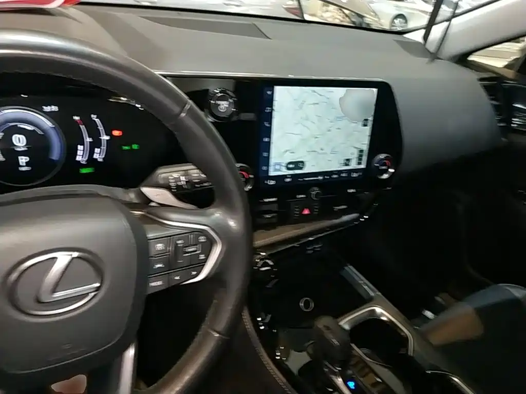 Lexus NX 2023 350h