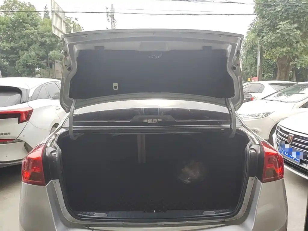 Buick Excelle — миниатюра 19