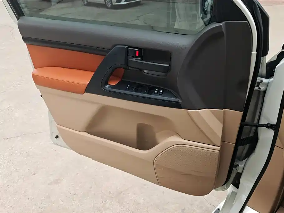 Toyota Land Cruiser 2015 4.0L V6