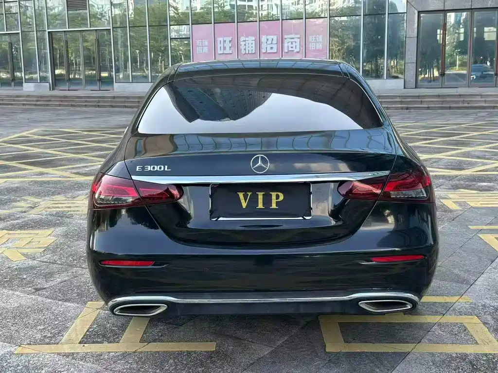 Mercedes-Benz E-Class E 2016 E 300 L Sport Fashion