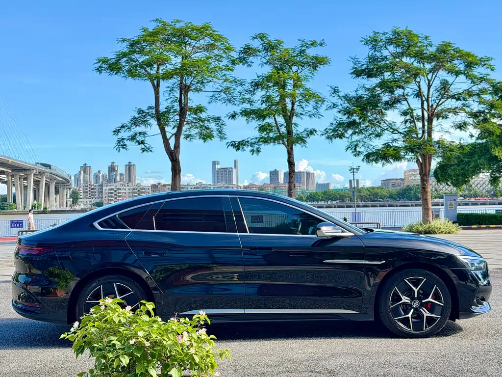 BYD Han 2022 DM-i 242KM Flagship